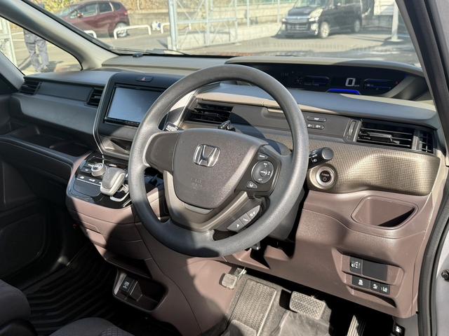 HONDA FREED PLUS HYBRID HYBRID B