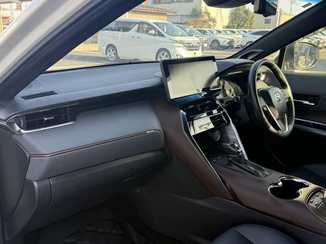 ハリアーハイブリッド Z レザーパッケージ 禁煙車 純正12.3インチナビ JBLサウンド 電動リアゲート アラウンドビューカメラ フルセグ シートエアコン ビルドインETC2.0 黒革シート パワーシート ステアリングヒーター 純正19AW(45枚目)