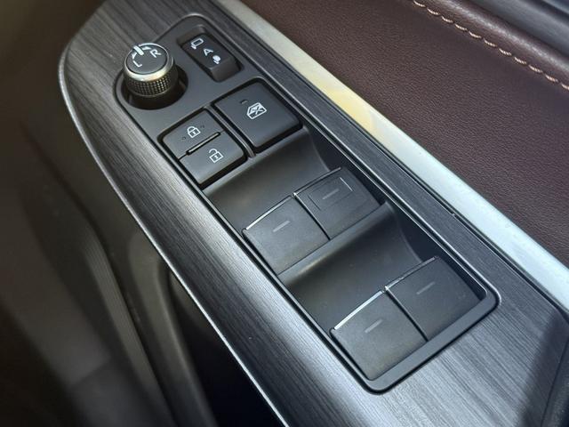 ハリアーハイブリッド Z レザーパッケージ 禁煙車 純正12.3インチナビ JBLサウンド 電動リアゲート アラウンドビューカメラ フルセグ シートエアコン ビルドインETC2.0 黒革シート パワーシート ステアリングヒーター 純正19AW(60枚目)