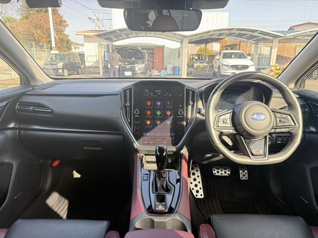 レヴォーグ STIスポーツ EX 禁煙車 レザーシート ハーマンカードン10スピーカー メモリー&メモリ付きパワーシート 衝突軽減 運転支援 電動リアゲート ステア連動ランプ ブラインドスポット 360度カメラ 11.6型純正ナビ(18枚目)