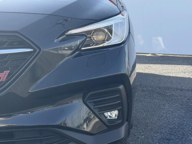 レヴォーグ STIスポーツ EX 禁煙車 レザーシート ハーマンカードン10スピーカー メモリー&メモリ付きパワーシート 衝突軽減 運転支援 電動リアゲート ステア連動ランプ ブラインドスポット 360度カメラ 11.6型純正ナビ(26枚目)