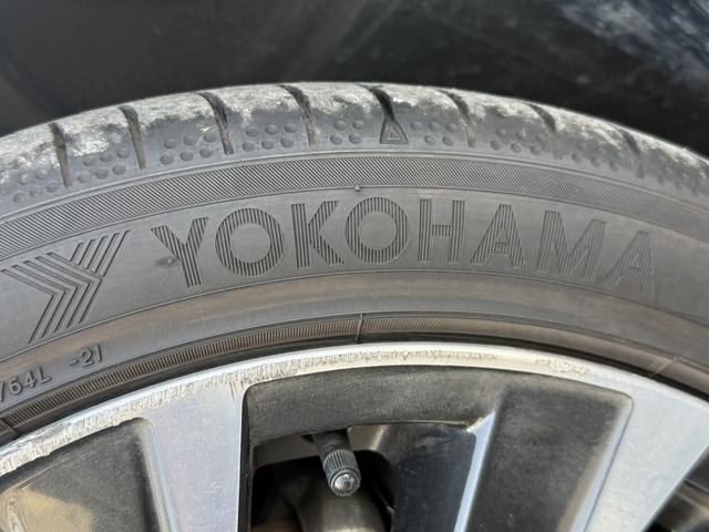 レヴォーグ STIスポーツ EX 禁煙車 レザーシート ハーマンカードン10スピーカー メモリー&メモリ付きパワーシート 衝突軽減 運転支援 電動リアゲート ステア連動ランプ ブラインドスポット 360度カメラ 11.6型純正ナビ(34枚目)