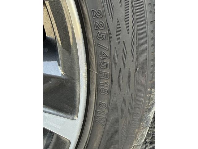 レヴォーグ STIスポーツ EX 禁煙車 レザーシート ハーマンカードン10スピーカー メモリー&メモリ付きパワーシート 衝突軽減 運転支援 電動リアゲート ステア連動ランプ ブラインドスポット 360度カメラ 11.6型純正ナビ(36枚目)