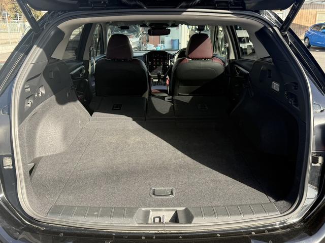 レヴォーグ STIスポーツ EX 禁煙車 レザーシート ハーマンカードン10スピーカー メモリー&メモリ付きパワーシート 衝突軽減 運転支援 電動リアゲート ステア連動ランプ ブラインドスポット 360度カメラ 11.6型純正ナビ(40枚目)