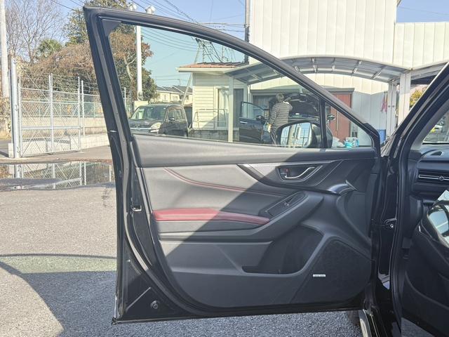 レヴォーグ STIスポーツ EX 禁煙車 レザーシート ハーマンカードン10スピーカー メモリー&メモリ付きパワーシート 衝突軽減 運転支援 電動リアゲート ステア連動ランプ ブラインドスポット 360度カメラ 11.6型純正ナビ(41枚目)