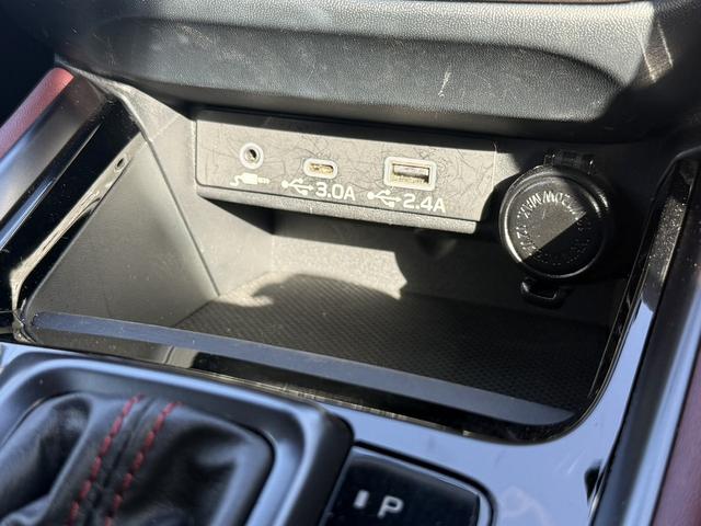 レヴォーグ STIスポーツ EX 禁煙車 レザーシート ハーマンカードン10スピーカー メモリー&メモリ付きパワーシート 衝突軽減 運転支援 電動リアゲート ステア連動ランプ ブラインドスポット 360度カメラ 11.6型純正ナビ(65枚目)