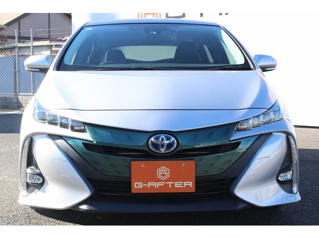 プリウスPHV Sナビパッケージ 禁煙車 メーカー11.6インチナビ ソーラー充電システム ビルトインETC2.0 アクセサリーコンセント セーフティーセンスパッケージ 快適温熱シート アダクティブクルーズコントロール バックカメラ(8枚目)