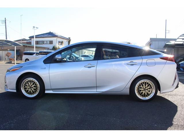 プリウスPHV Sナビパッケージ 禁煙車 メーカー11.6インチナビ ソーラー充電システム ビルトインETC2.0 アクセサリーコンセント セーフティーセンスパッケージ 快適温熱シート アダクティブクルーズコントロール バックカメラ(14枚目)