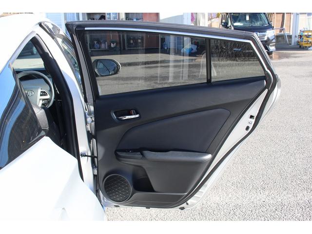 プリウスPHV Sナビパッケージ 禁煙車 メーカー11.6インチナビ ソーラー充電システム ビルトインETC2.0 アクセサリーコンセント セーフティーセンスパッケージ 快適温熱シート アダクティブクルーズコントロール バックカメラ(35枚目)