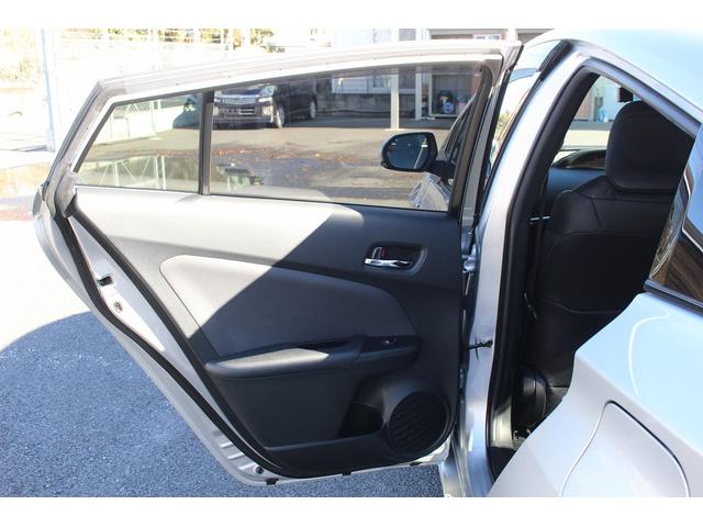 プリウスPHV Sナビパッケージ 禁煙車 メーカー11.6インチナビ ソーラー充電システム ビルトインETC2.0 アクセサリーコンセント セーフティーセンスパッケージ 快適温熱シート アダクティブクルーズコントロール バックカメラ(39枚目)