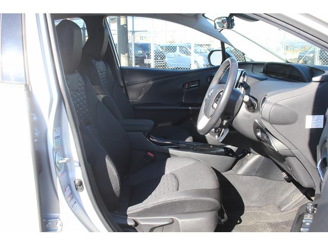 プリウスPHV Sナビパッケージ 禁煙車 メーカー11.6インチナビ ソーラー充電システム ビルトインETC2.0 アクセサリーコンセント セーフティーセンスパッケージ 快適温熱シート アダクティブクルーズコントロール バックカメラ(41枚目)