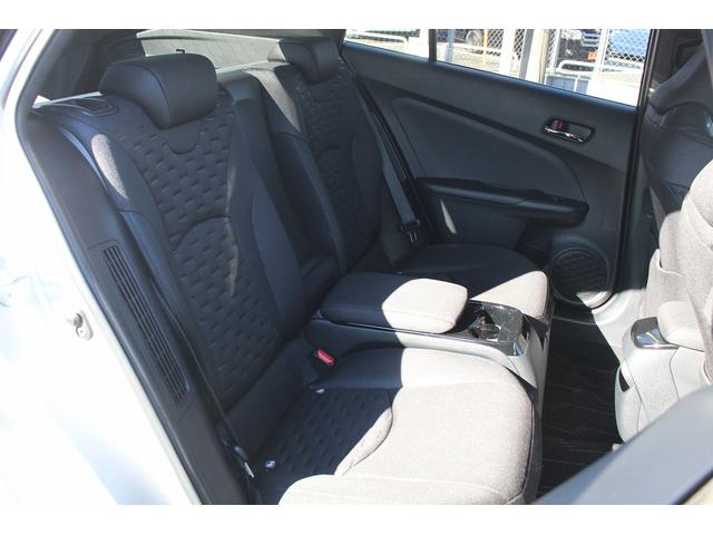 プリウスPHV Sナビパッケージ 禁煙車 メーカー11.6インチナビ ソーラー充電システム ビルトインETC2.0 アクセサリーコンセント セーフティーセンスパッケージ 快適温熱シート アダクティブクルーズコントロール バックカメラ(44枚目)