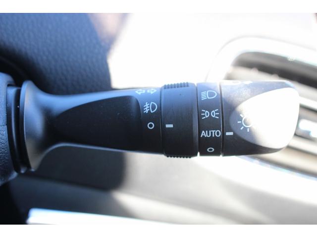 プリウスPHV Sナビパッケージ 禁煙車 メーカー11.6インチナビ ソーラー充電システム ビルトインETC2.0 アクセサリーコンセント セーフティーセンスパッケージ 快適温熱シート アダクティブクルーズコントロール バックカメラ(53枚目)