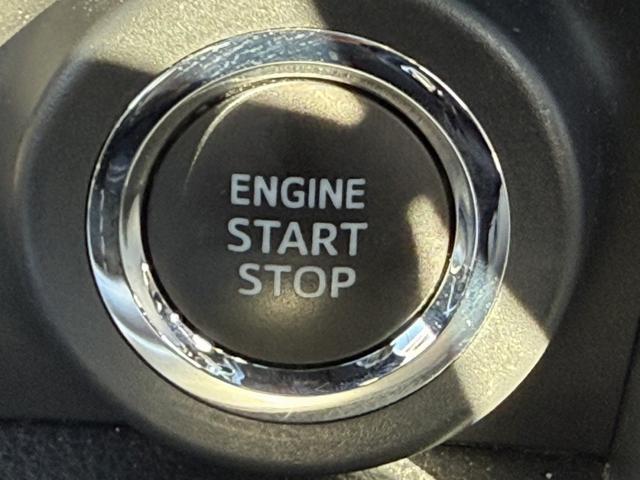 ８６ ＧＴ　禁煙車　ワンオーナー　オートエアコン　パドルシフト　純正１７インチアルミホイール　ＬＥＤヘッドライト　フォグライト　横滑り防止　電動格納ミラー　スマートキー　プッシュスタート（5枚目）