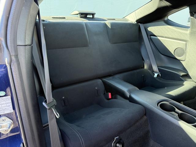 ８６ ＧＴ　禁煙車　ワンオーナー　オートエアコン　パドルシフト　純正１７インチアルミホイール　ＬＥＤヘッドライト　フォグライト　横滑り防止　電動格納ミラー　スマートキー　プッシュスタート（16枚目）