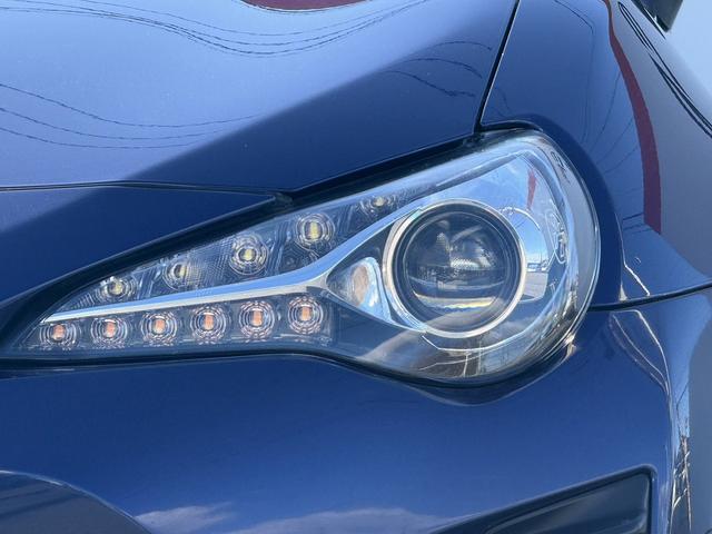 ８６ ＧＴ　禁煙車　ワンオーナー　オートエアコン　パドルシフト　純正１７インチアルミホイール　ＬＥＤヘッドライト　フォグライト　横滑り防止　電動格納ミラー　スマートキー　プッシュスタート（27枚目）