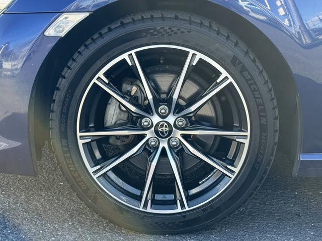 ８６ ＧＴ　禁煙車　ワンオーナー　オートエアコン　パドルシフト　純正１７インチアルミホイール　ＬＥＤヘッドライト　フォグライト　横滑り防止　電動格納ミラー　スマートキー　プッシュスタート（30枚目）