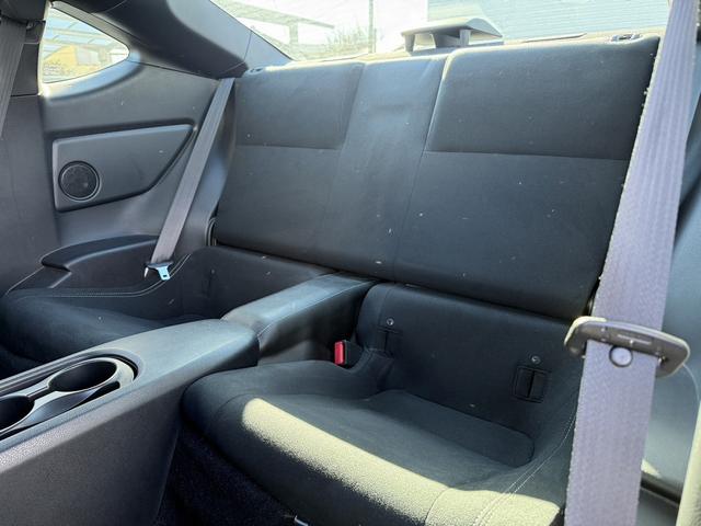 ８６ ＧＴ　禁煙車　ワンオーナー　オートエアコン　パドルシフト　純正１７インチアルミホイール　ＬＥＤヘッドライト　フォグライト　横滑り防止　電動格納ミラー　スマートキー　プッシュスタート（45枚目）