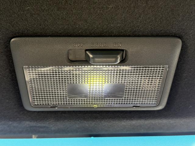 ８６ ＧＴ　禁煙車　ワンオーナー　オートエアコン　パドルシフト　純正１７インチアルミホイール　ＬＥＤヘッドライト　フォグライト　横滑り防止　電動格納ミラー　スマートキー　プッシュスタート（62枚目）