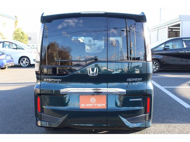 ステップワゴンスパーダ スパーダハイブリッド G ホンダセンシング 後期型 純正9インチナビ 後席モニター フルセグ バックカメラ 両側電動スライドドア 衝突軽減ブレーキ 運転支援システム レーダークルーズコントロール USB端子 標識認識システム 逸脱警報(10枚目)
