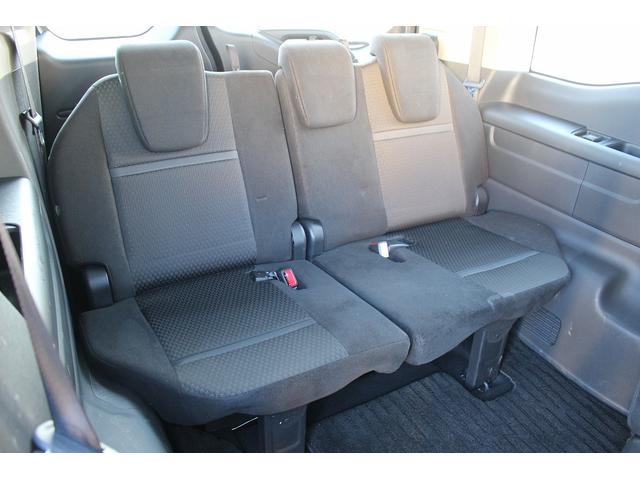 ステップワゴンスパーダ スパーダハイブリッド G ホンダセンシング 後期型 純正9インチナビ 後席モニター フルセグ バックカメラ 両側電動スライドドア 衝突軽減ブレーキ 運転支援システム レーダークルーズコントロール USB端子 標識認識システム 逸脱警報(17枚目)