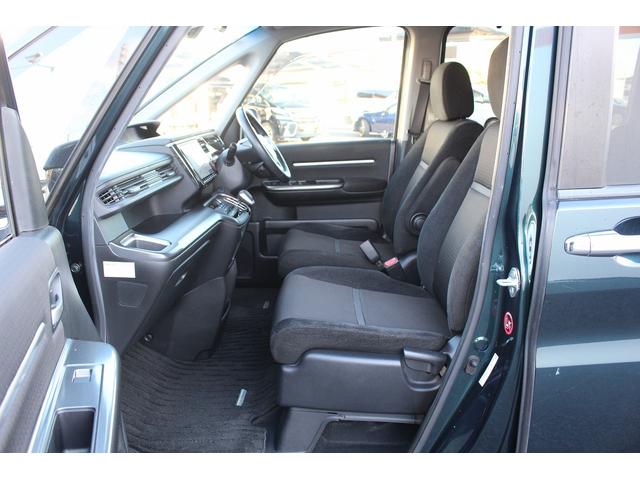 ステップワゴンスパーダ スパーダハイブリッド G ホンダセンシング 後期型 純正9インチナビ 後席モニター フルセグ バックカメラ 両側電動スライドドア 衝突軽減ブレーキ 運転支援システム レーダークルーズコントロール USB端子 標識認識システム 逸脱警報(50枚目)