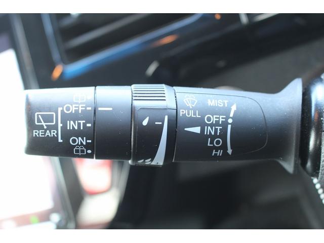 ステップワゴンスパーダ スパーダハイブリッド G ホンダセンシング 後期型 純正9インチナビ 後席モニター フルセグ バックカメラ 両側電動スライドドア 衝突軽減ブレーキ 運転支援システム レーダークルーズコントロール USB端子 標識認識システム 逸脱警報(57枚目)