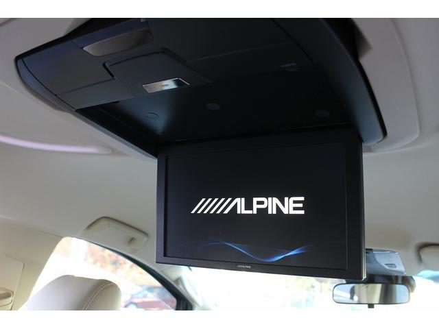 ヴェルファイアハイブリッド Ｘ　後期型　７人乗り　禁煙車　ＡＬＰＩＮＥナビ　後席モニター　フルセグＴＶ　バックカメラ　両側電動スライドドア　追従機能付きクルーズコントロール　プリクラッシュセーフティ　レーン路レーシングアシスト（6枚目）