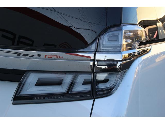 ヴェルファイアハイブリッド Ｘ　後期型　７人乗り　禁煙車　ＡＬＰＩＮＥナビ　後席モニター　フルセグＴＶ　バックカメラ　両側電動スライドドア　追従機能付きクルーズコントロール　プリクラッシュセーフティ　レーン路レーシングアシスト（14枚目）