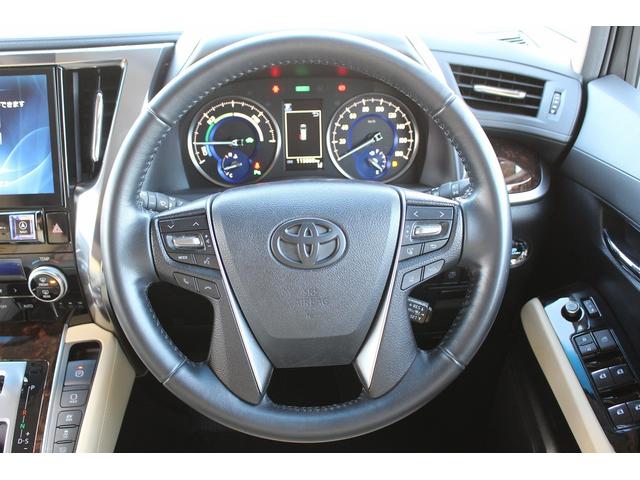 ヴェルファイアハイブリッド Ｘ　後期型　７人乗り　禁煙車　ＡＬＰＩＮＥナビ　後席モニター　フルセグＴＶ　バックカメラ　両側電動スライドドア　追従機能付きクルーズコントロール　プリクラッシュセーフティ　レーン路レーシングアシスト（20枚目）