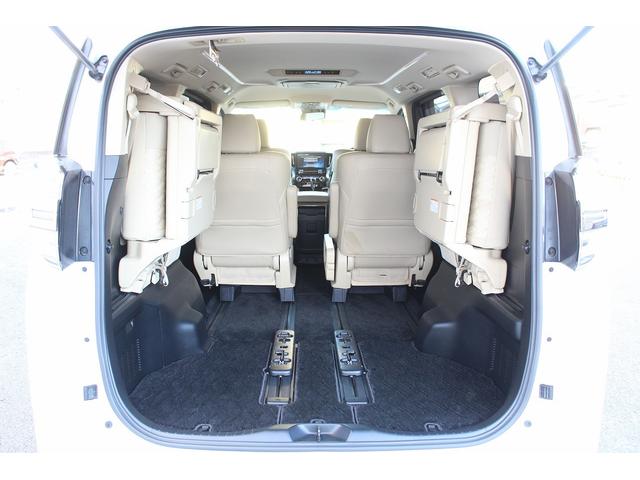 ヴェルファイアハイブリッド Ｘ　後期型　７人乗り　禁煙車　ＡＬＰＩＮＥナビ　後席モニター　フルセグＴＶ　バックカメラ　両側電動スライドドア　追従機能付きクルーズコントロール　プリクラッシュセーフティ　レーン路レーシングアシスト（46枚目）