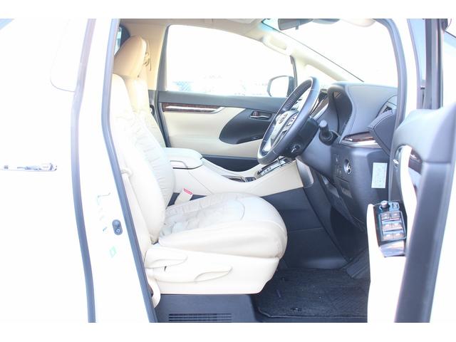 ヴェルファイアハイブリッド Ｘ　後期型　７人乗り　禁煙車　ＡＬＰＩＮＥナビ　後席モニター　フルセグＴＶ　バックカメラ　両側電動スライドドア　追従機能付きクルーズコントロール　プリクラッシュセーフティ　レーン路レーシングアシスト（50枚目）