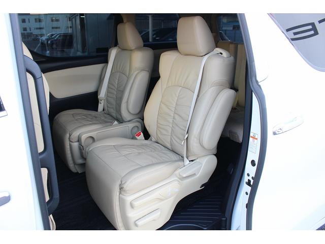 ヴェルファイアハイブリッド Ｘ　後期型　７人乗り　禁煙車　ＡＬＰＩＮＥナビ　後席モニター　フルセグＴＶ　バックカメラ　両側電動スライドドア　追従機能付きクルーズコントロール　プリクラッシュセーフティ　レーン路レーシングアシスト（53枚目）