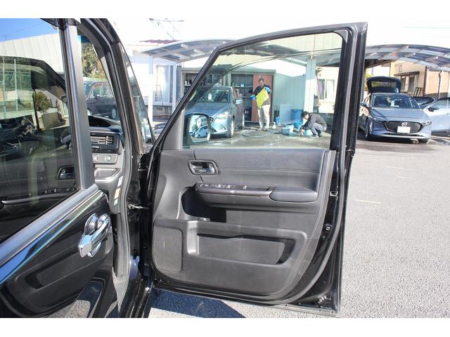 ステップワゴンスパーダ スパーダハイブリッド　Ｇ・ＥＸ　ホンダセンシング　禁煙車　純正後席モニター　純正９型ナビ　フルセグ　バックカメラ　アダクティブクルーズコントロール　衝突軽減ブレーキ　両側電動スライドドア　純正１６インチアルミホイール　誤発進抑制機能　ビルドインＥＴＣ（34枚目）