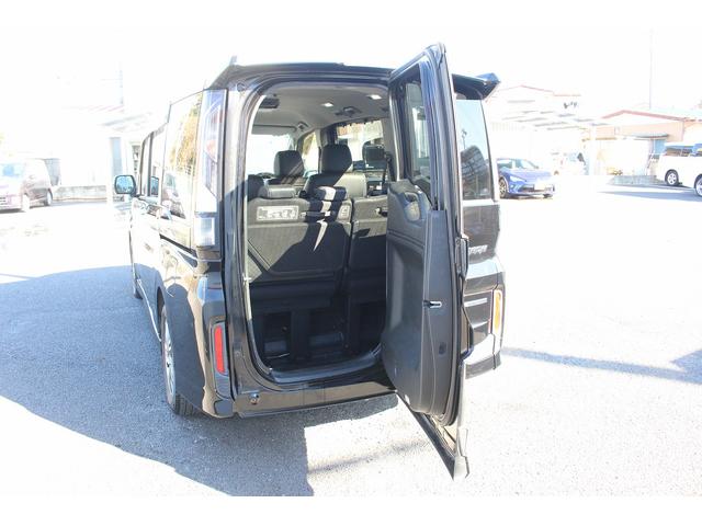 ステップワゴンスパーダ スパーダハイブリッド　Ｇ・ＥＸ　ホンダセンシング　禁煙車　純正後席モニター　純正９型ナビ　フルセグ　バックカメラ　アダクティブクルーズコントロール　衝突軽減ブレーキ　両側電動スライドドア　純正１６インチアルミホイール　誤発進抑制機能　ビルドインＥＴＣ（37枚目）