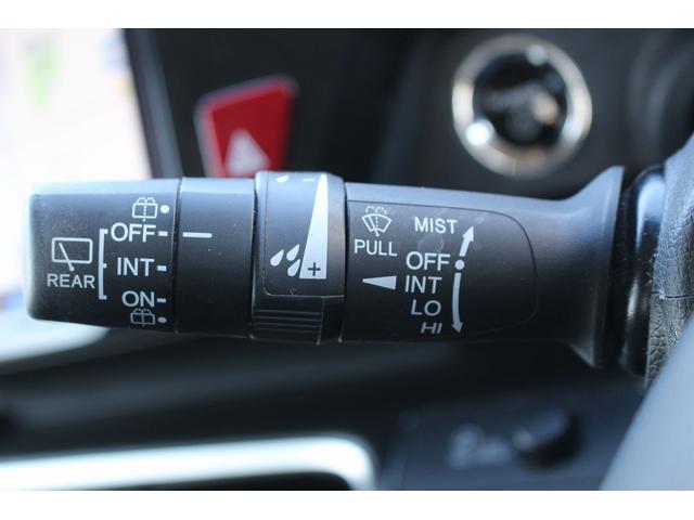 ステップワゴンスパーダ スパーダハイブリッド　Ｇ・ＥＸ　ホンダセンシング　禁煙車　純正後席モニター　純正９型ナビ　フルセグ　バックカメラ　アダクティブクルーズコントロール　衝突軽減ブレーキ　両側電動スライドドア　純正１６インチアルミホイール　誤発進抑制機能　ビルドインＥＴＣ（60枚目）