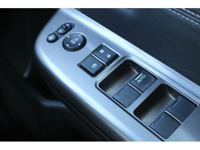 ステップワゴンスパーダ スパーダハイブリッド　Ｇ・ＥＸ　ホンダセンシング　禁煙車　純正後席モニター　純正９型ナビ　フルセグ　バックカメラ　アダクティブクルーズコントロール　衝突軽減ブレーキ　両側電動スライドドア　純正１６インチアルミホイール　誤発進抑制機能　ビルドインＥＴＣ（61枚目）