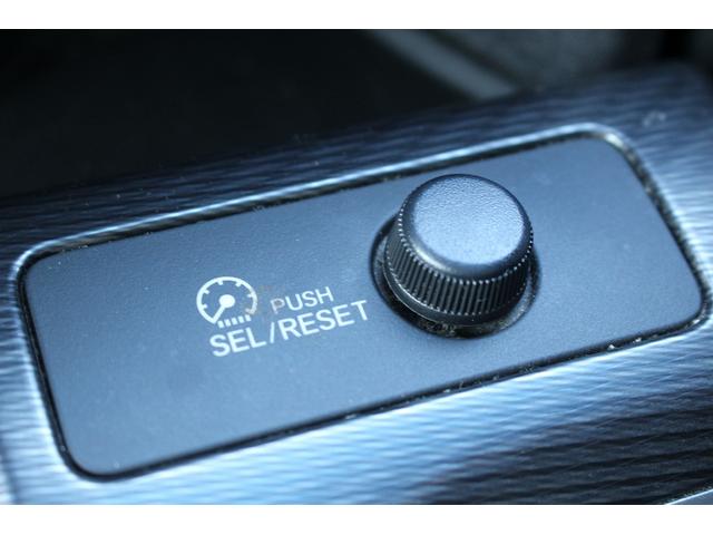 ステップワゴンスパーダ スパーダハイブリッド　Ｇ・ＥＸ　ホンダセンシング　禁煙車　純正後席モニター　純正９型ナビ　フルセグ　バックカメラ　アダクティブクルーズコントロール　衝突軽減ブレーキ　両側電動スライドドア　純正１６インチアルミホイール　誤発進抑制機能　ビルドインＥＴＣ（69枚目）