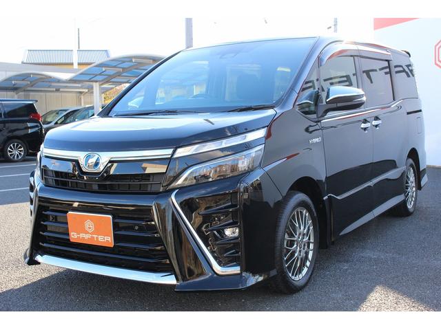 TOYOTA VOXY HYBRID ZS KIRAMEKI II