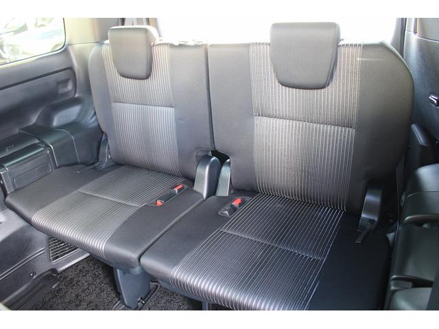 TOYOTA VOXY HYBRID ZS KIRAMEKI II