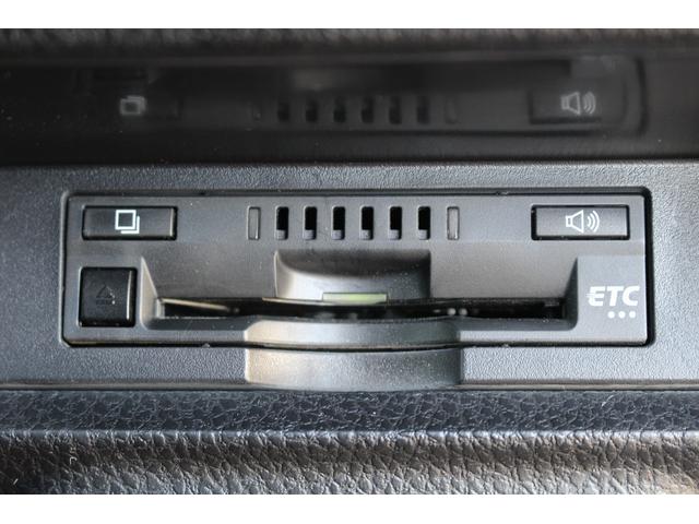 TOYOTA VOXY HYBRID ZS KIRAMEKI II