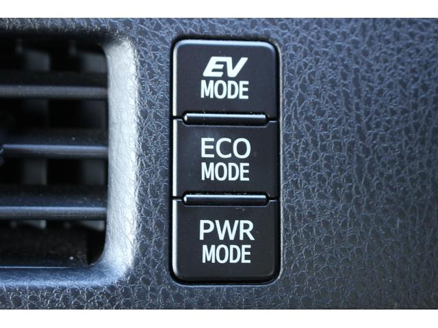 TOYOTA VOXY HYBRID ZS KIRAMEKI II