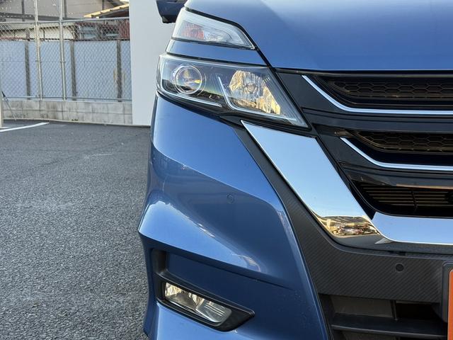 セレナ ハイウェイスター　ＶセレクションＩＩ　禁煙車　純正後席モニター　純正９インチナビ　フルセグ　アラウンドビューカメラ　プロパイロット　パーキングアシスト　衝突軽減ブレーキ　レーンキープ　デジタルインナーミラー　障害物センサー　純正１６ＡＷ（26枚目）