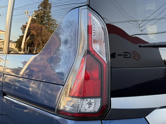 セレナ ハイウェイスター　ＶセレクションＩＩ　禁煙車　純正後席モニター　純正９インチナビ　フルセグ　アラウンドビューカメラ　プロパイロット　パーキングアシスト　衝突軽減ブレーキ　レーンキープ　デジタルインナーミラー　障害物センサー　純正１６ＡＷ（29枚目）