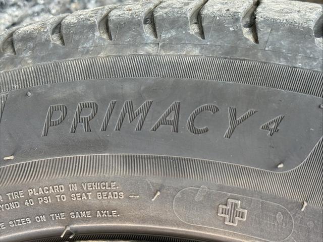 セレナ ハイウェイスター　ＶセレクションＩＩ　禁煙車　純正後席モニター　純正９インチナビ　フルセグ　アラウンドビューカメラ　プロパイロット　パーキングアシスト　衝突軽減ブレーキ　レーンキープ　デジタルインナーミラー　障害物センサー　純正１６ＡＷ（36枚目）