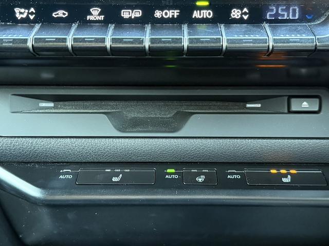 UX UX250h バージョンC 禁煙車 純正12.3インチナビ フルセグ アラウンドビューモニター 衝突軽減ブレーキ アダプティブクルーズコントロール シートエアコン シートヒーター パワーシート ステアリングヒーター ETC2.0(60枚目)