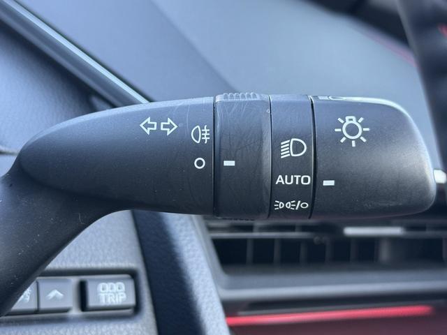 プリウス Ｚ　禁煙車　純正１２．３インチナビ　アラウンドビューカメラ　フルセグ　電動リアゲート　デジタルインナーミラー　パワーシート　シートエアコン・ヒーター　パーキングアシスト（56枚目）