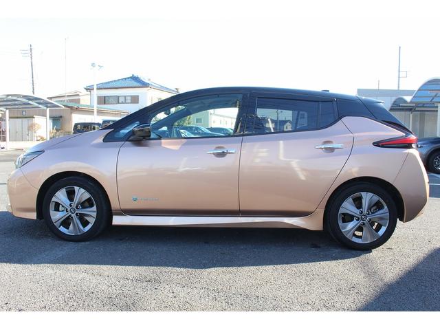 リーフ X Vセレクション 寒冷地仕様 純正9インチナビ プロパイロット アラウンドビューカメラ 衝突軽減ブレーキ ステアリングヒーター 全席シートヒーター ビルドインETC2.0 レーンキープ 純正17インチアルミホイール(11枚目)