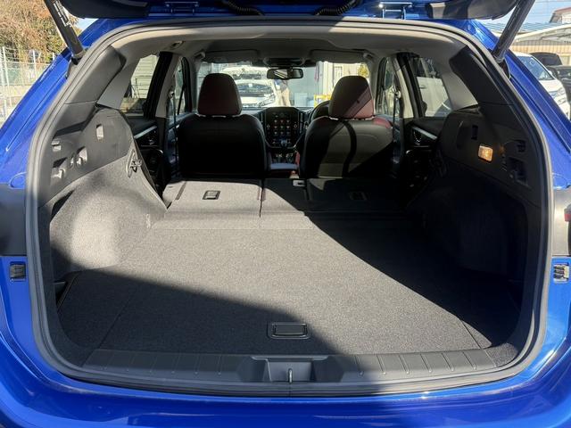 レヴォーグ STIスポーツ EX 禁煙車 アイサイトVer.3 純正11.6インチナビ フルセグ フロント・サイド・バックカメラ 黒革シート アダプティブクルーズコントロール 電動リアゲート パワーシート シートヒーター ETC(40枚目)