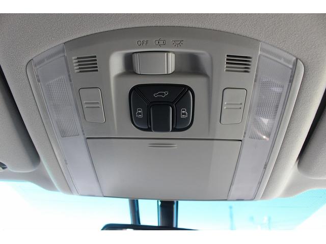 ヴェルファイア ２．４Ｚ　Ｇエディション　純正後席モニター　純正８インチナビ　フルセグ　アラウンドビューカメラ　両側電動スライド　オプションサウンドシステム　クルーズコントロール　コーナーセンサー　１００Ｖ電源　電動リアゲート　パワーシート（7枚目）